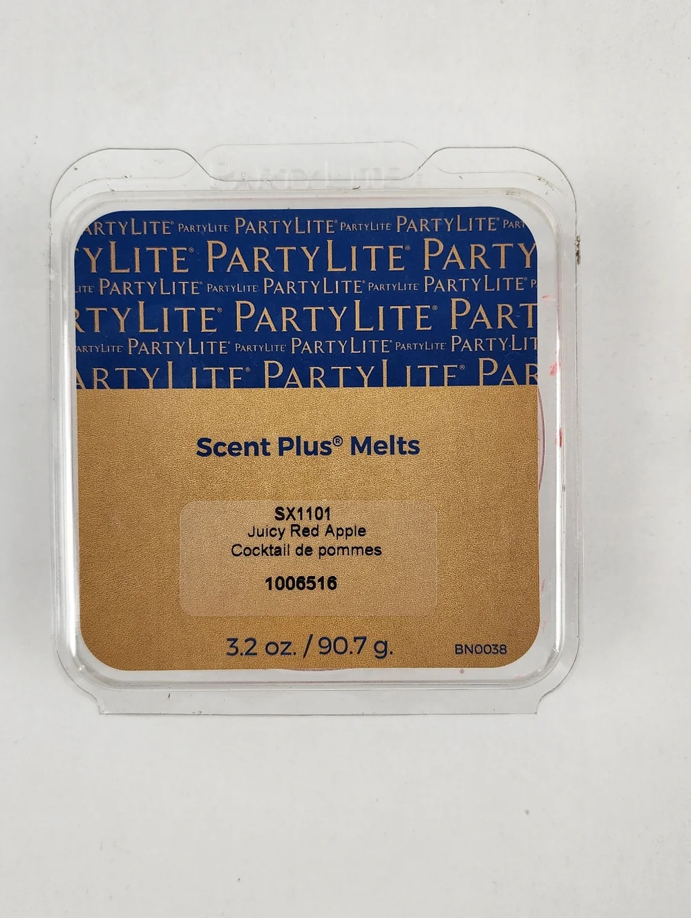 PartyLite Juicy Red Apple & Peppermint Snowflake Scent Melts (3) Pack Bundle - Picture 2 of 5